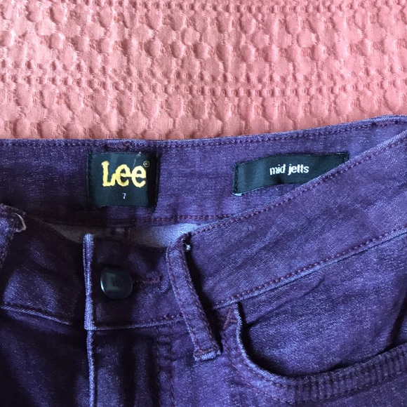 ๐ผ HOST PICK ๐ผ Purple Lee Jeans Size 7 XS Authentic Mid Jetts Stretch Skinny - Picture 4 of 4